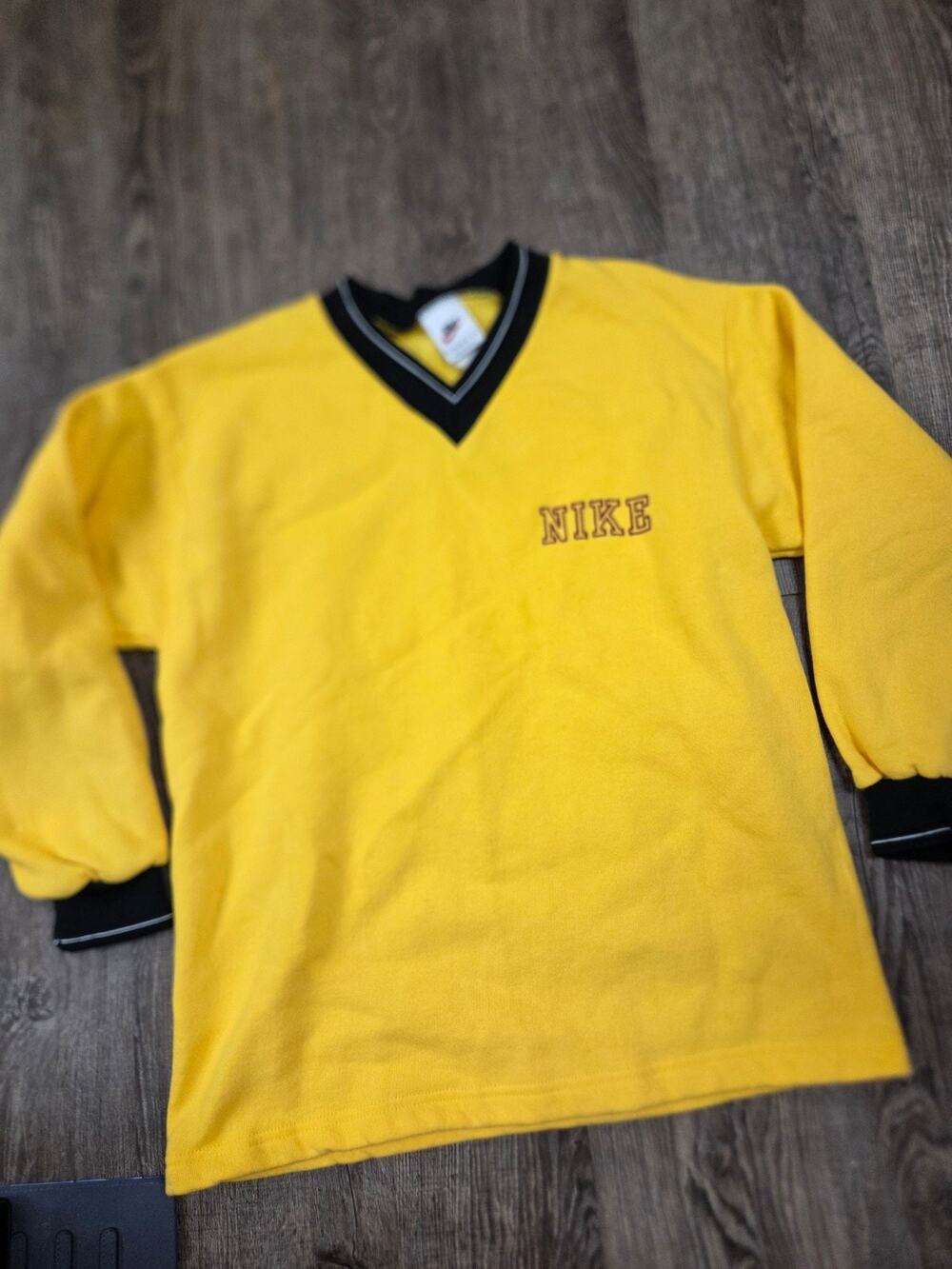 Nike Vintage Made in USA V-Neck Sweater Yellow Women's Large Sweatshirt